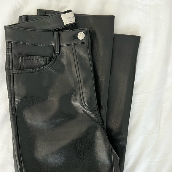 Aritzia Pants - Aritzia’s Wilfred Melina Pant